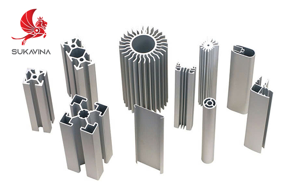 khung-nhom-dinh-hinh 5.jpg (100 KB)